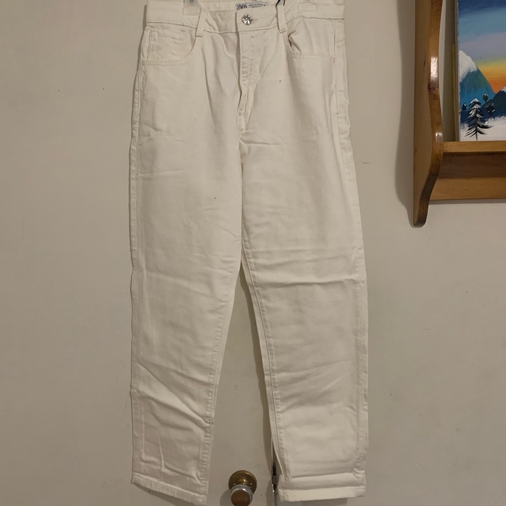 NWT White High Waisted Mom Jeans